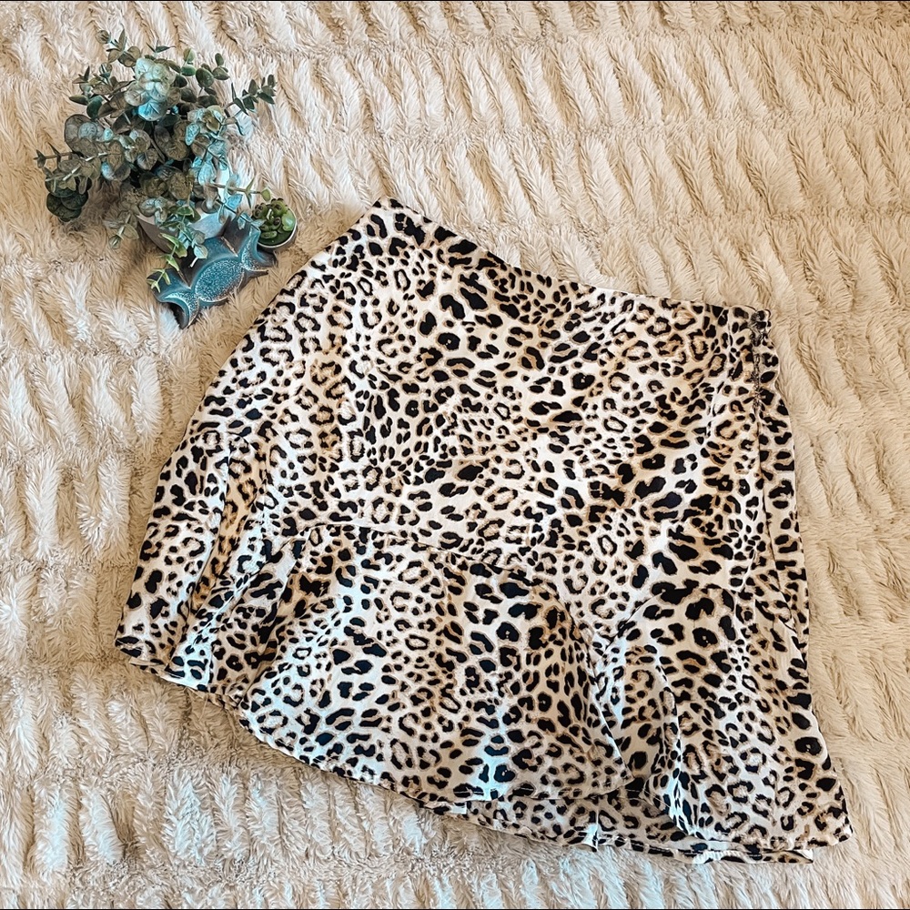 Womens cheetah print skirt